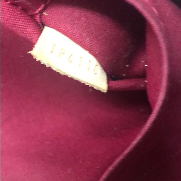 Louis Vuitton red Vernis bag - Picture 3 of 5